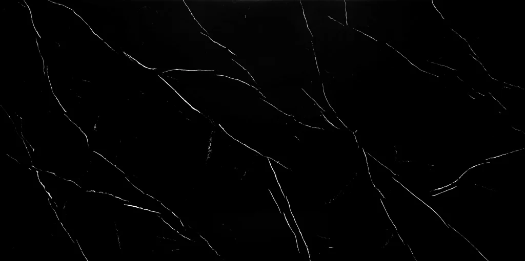 BLACK MARQUINA